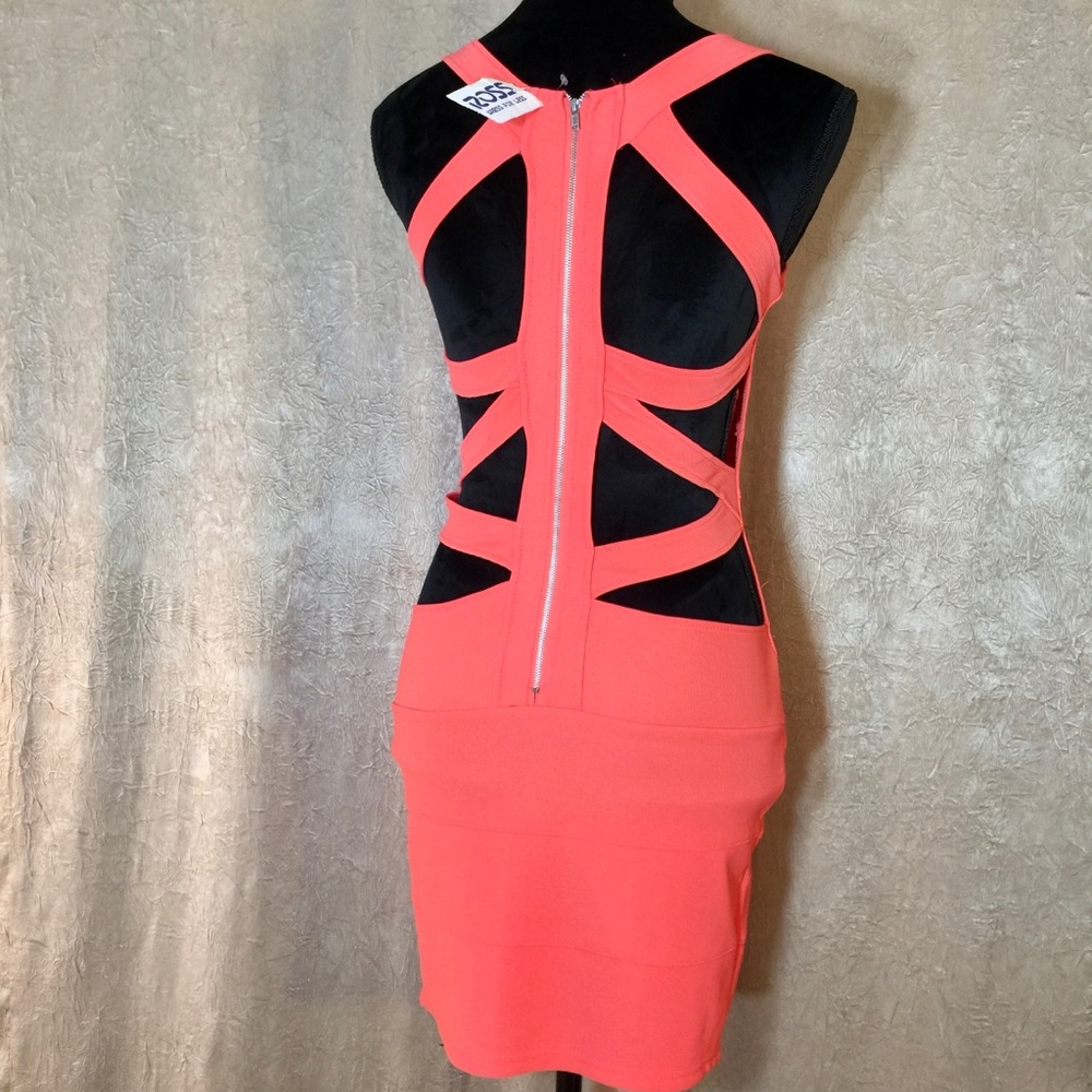 💕NWT! Poof! Apparel bodycon dress with back cutouts